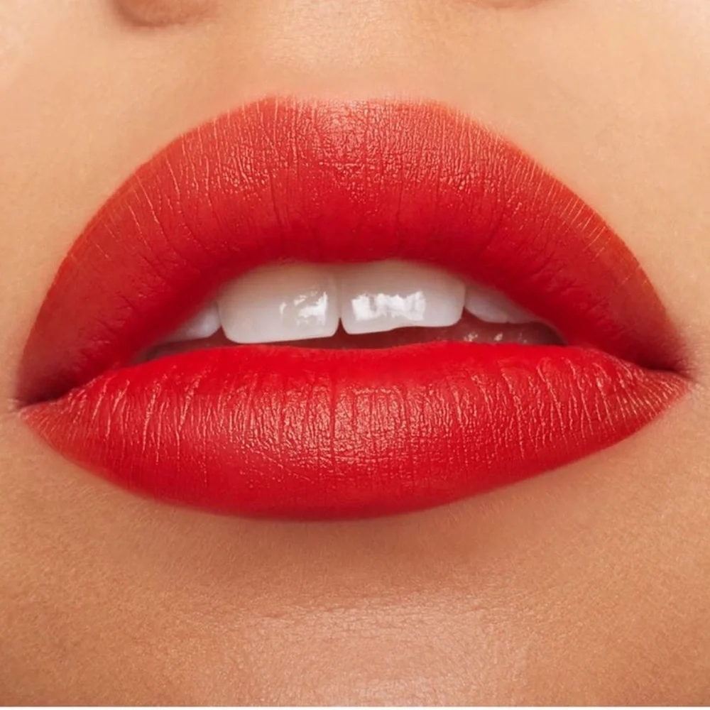 MAC Macximal Matte Lipstick Overstatement
